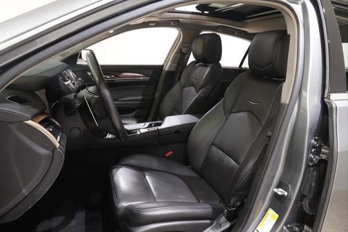 Photo 5 of 22 of 2019 Cadillac CTS 2.0L Turbo Luxury