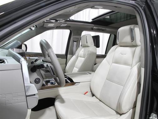 2025 Cadillac Escalade ESV Sport Platinum