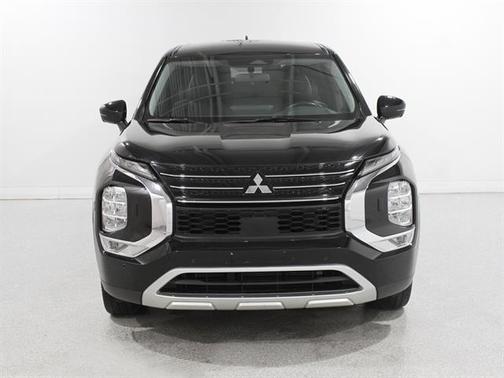 2023 Mitsubishi Outlander SE 2.5 S-AWC