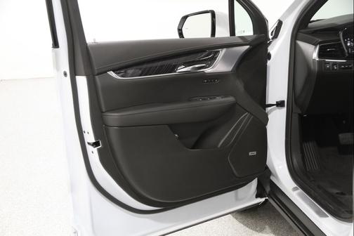 2025 Cadillac XT6 Premium Luxury AWD