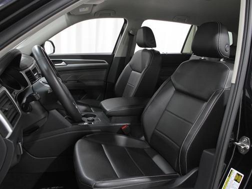 2021 Volkswagen Atlas 3.6L SE w/Technology