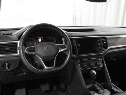 2021 Volkswagen Atlas 3.6L SE w/Technology