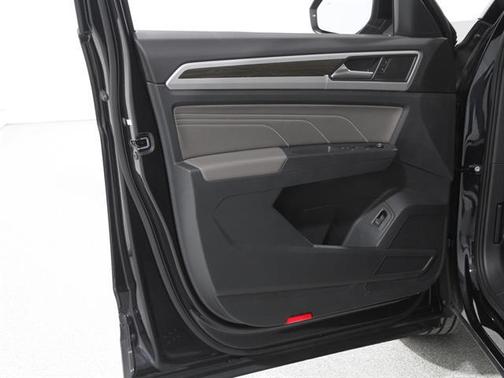 2021 Volkswagen Atlas 3.6L SE w/Technology