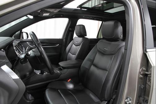 2022 Cadillac XT6 Premium Luxury AWD