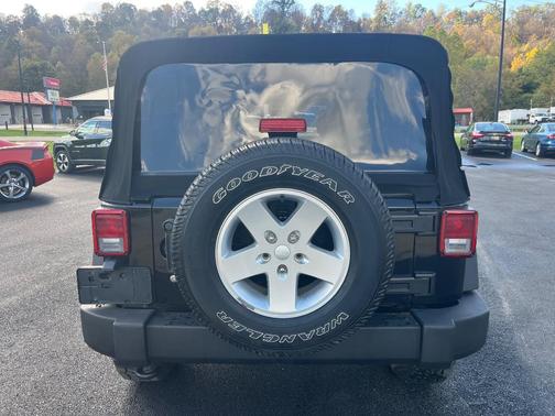 2012 Jeep Wrangler Unlimited Sport