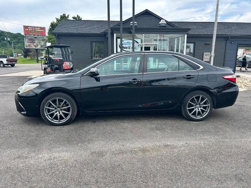 Attitude Black 2015 Toyota Camry XSE