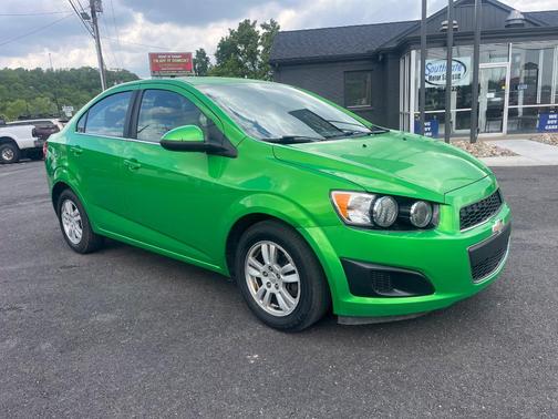 Dragon Green Metallic 2015 Chevrolet Sonic LT