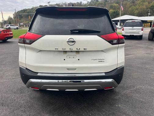 2021 Nissan Rogue Platinum