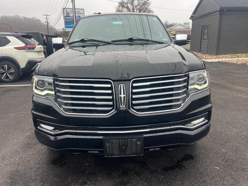 2016 Lincoln Navigator Select