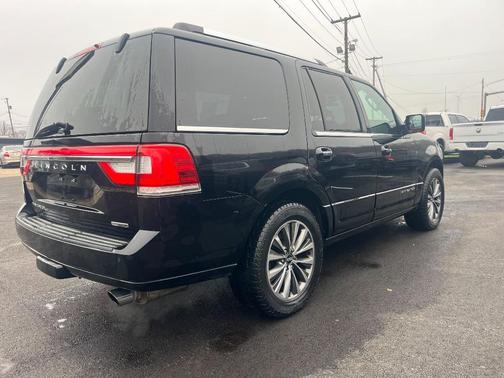 2016 Lincoln Navigator Select