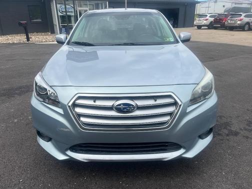 Ice Silver Metallic 2015 Subaru Legacy Limited