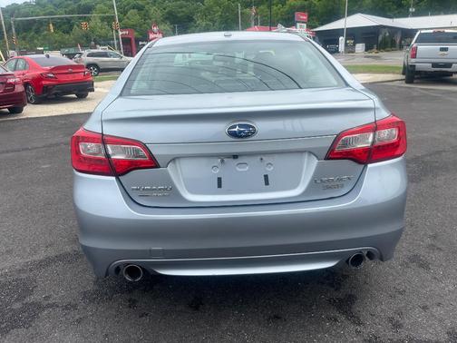 Ice Silver Metallic 2015 Subaru Legacy Limited