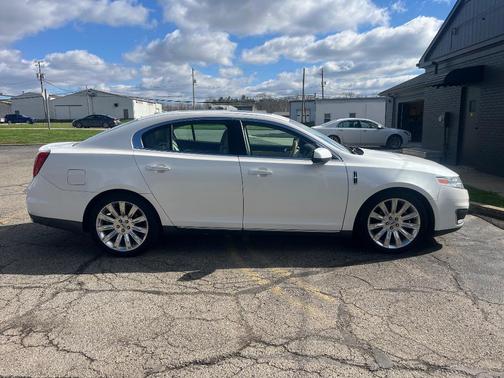 WHITE 2011 Lincoln MKS Base