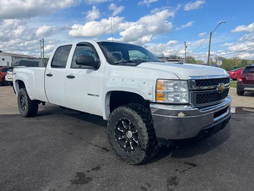 WHITE 2012 Chevrolet Silverado 2500 LT