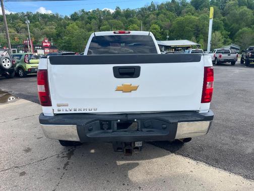 WHITE 2012 Chevrolet Silverado 2500 LT