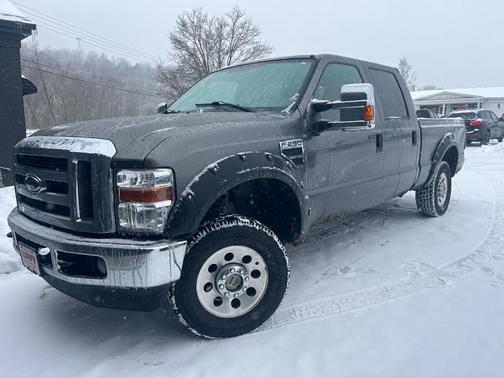 2009 Ford F-250 XLT Crew Cab
