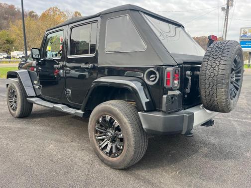 2012 Jeep Wrangler Unlimited Sahara
