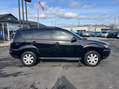 2012 Mitsubishi Outlander ES