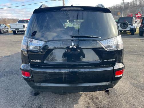 2012 Mitsubishi Outlander ES