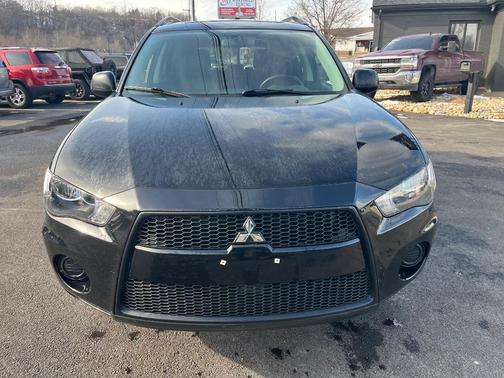 2012 Mitsubishi Outlander ES