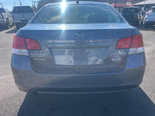 2013 Subaru Legacy Premium