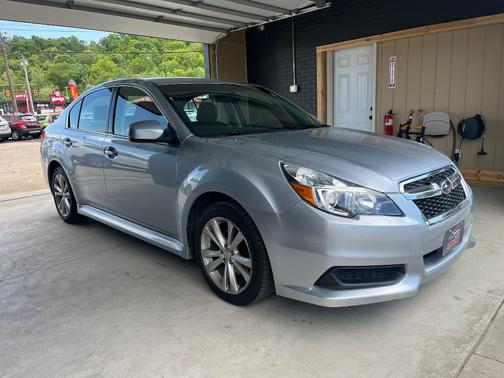 2013 Subaru Legacy Premium