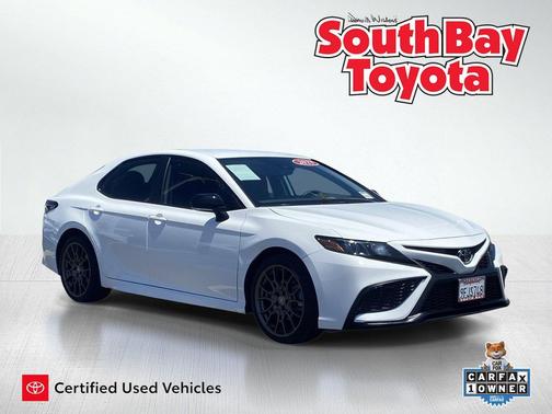 Ice Cap 2023 Toyota Camry SE