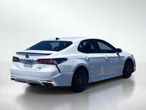 Ice 2023 Toyota Camry SE Nightshade