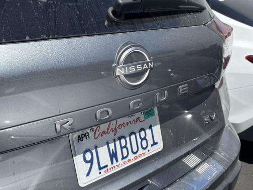 Gun Metallic 2024 Nissan Rogue SV