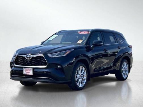 Midnight Black Metallic 2024 Toyota Highlander Limited