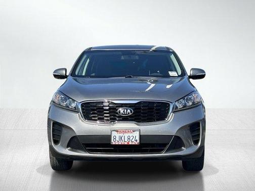 Titanium Silver 2019 Kia Sorento LX