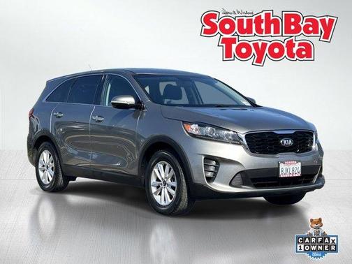 Titanium Silver 2019 Kia Sorento LX