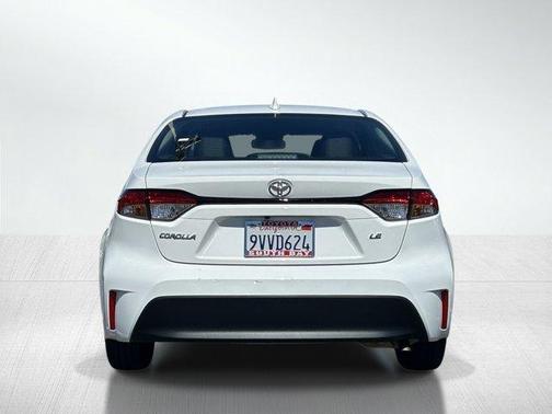 Ice 2025 Toyota Corolla LE