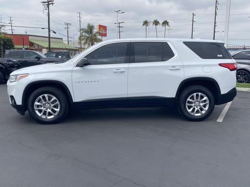 Summit White 2021 Chevrolet Traverse LS