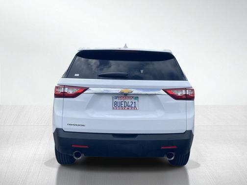 Summit White 2021 Chevrolet Traverse LS