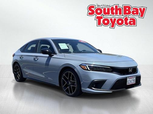 Platinum White Pearl 2022 Honda Civic Sport Touring
