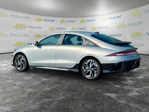 2025 Hyundai IONIQ 6 SEL