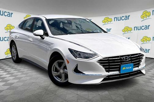 2022 Hyundai SONATA SE