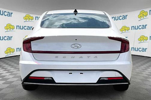 2022 Hyundai SONATA SE