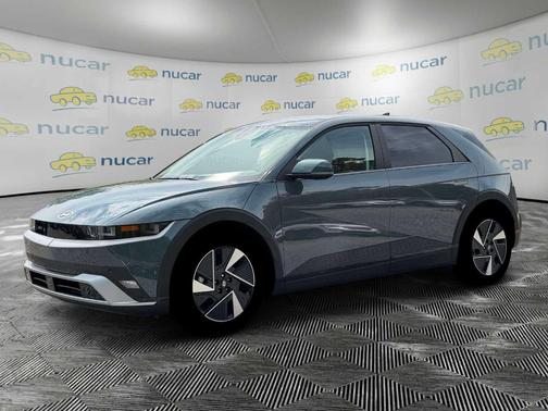 2026 Hyundai IONIQ 5 SE