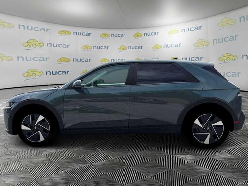 2026 Hyundai IONIQ 5 SE