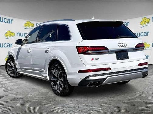 2022 Audi SQ7 4.0T Premium Plus