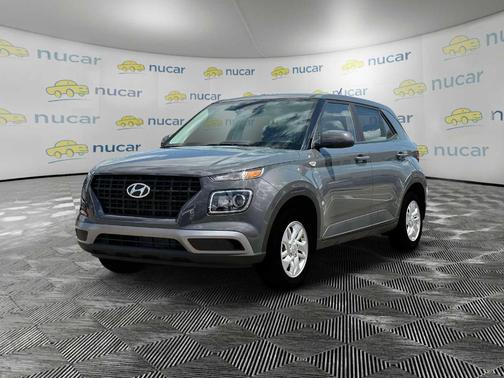 2025 Hyundai VENUE SE