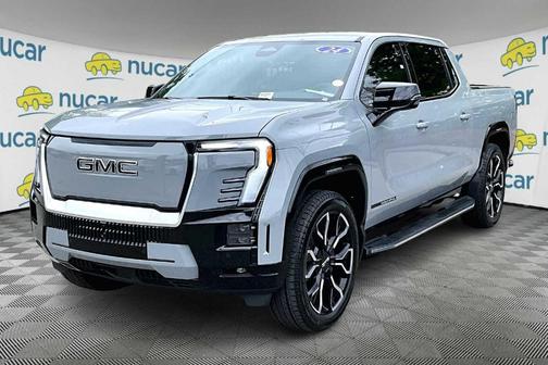 2024 GMC Sierra EV Denali