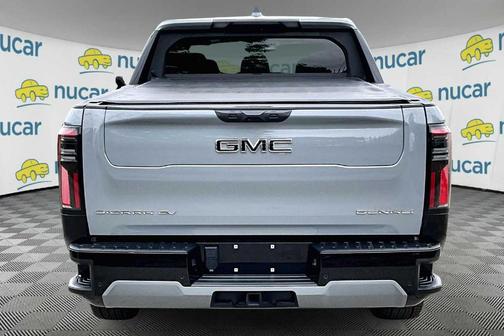 2024 GMC Sierra EV Denali