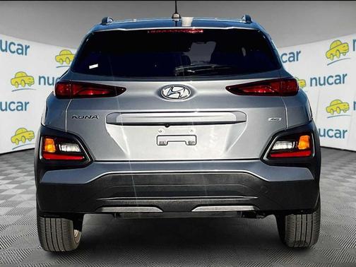 2021 Hyundai KONA SEL