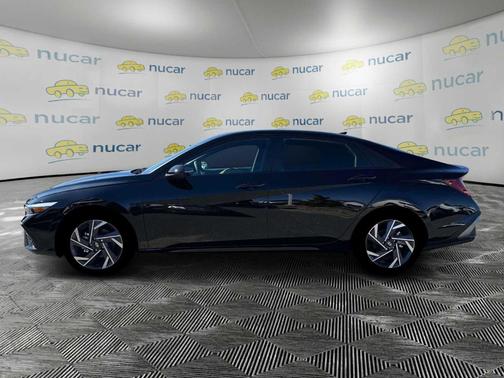 2025 Hyundai ELANTRA HEV SEL