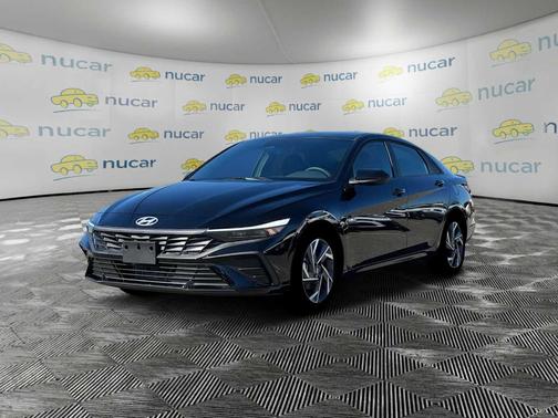 2025 Hyundai ELANTRA HEV SEL