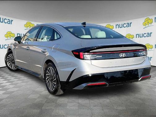 2024 Hyundai SONATA Hybrid SEL