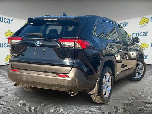 2019 Toyota RAV4 Hybrid XLE